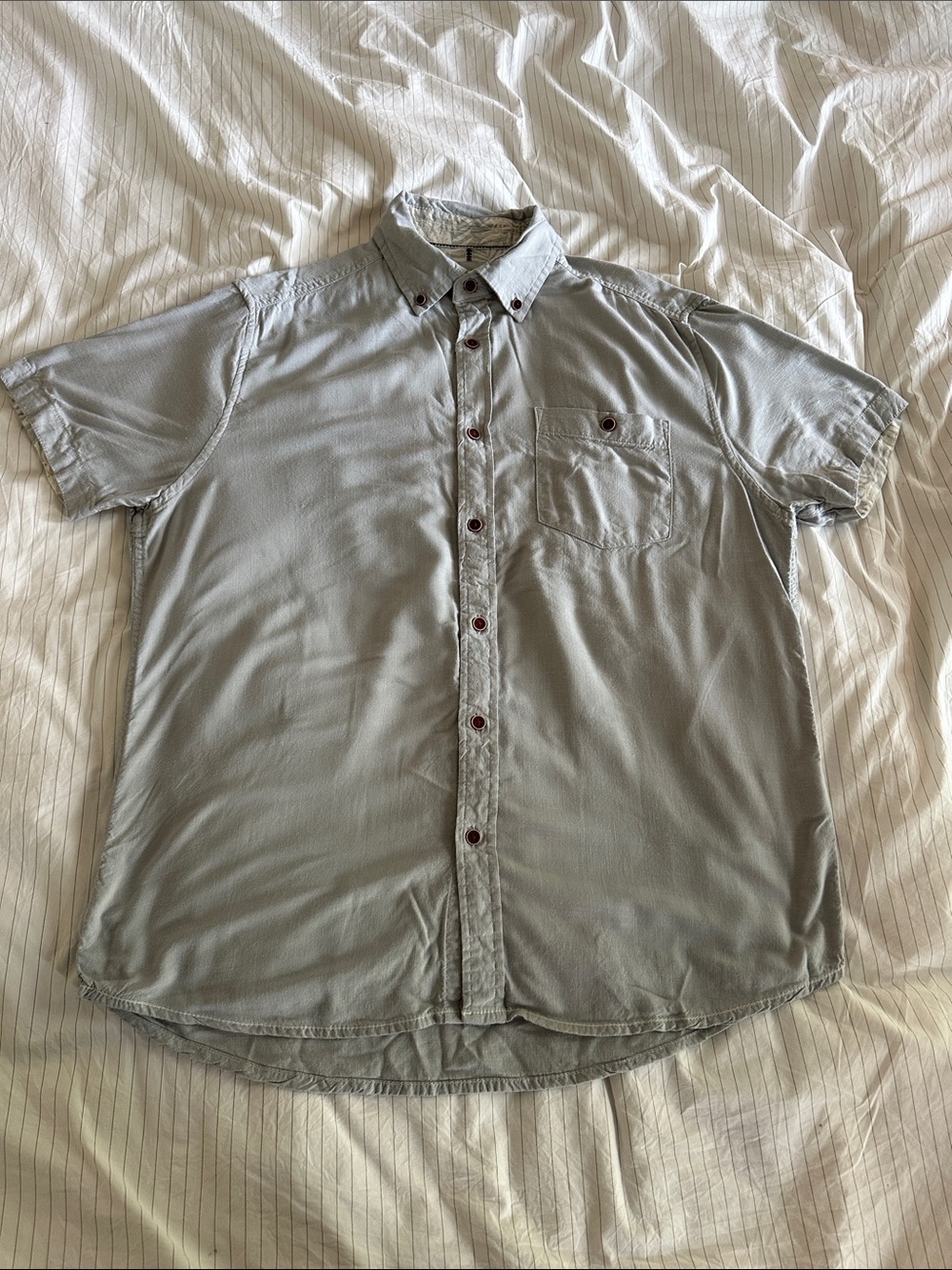 Report Collection - Light Gray Short-Sleeve Button-Up Shirt - M